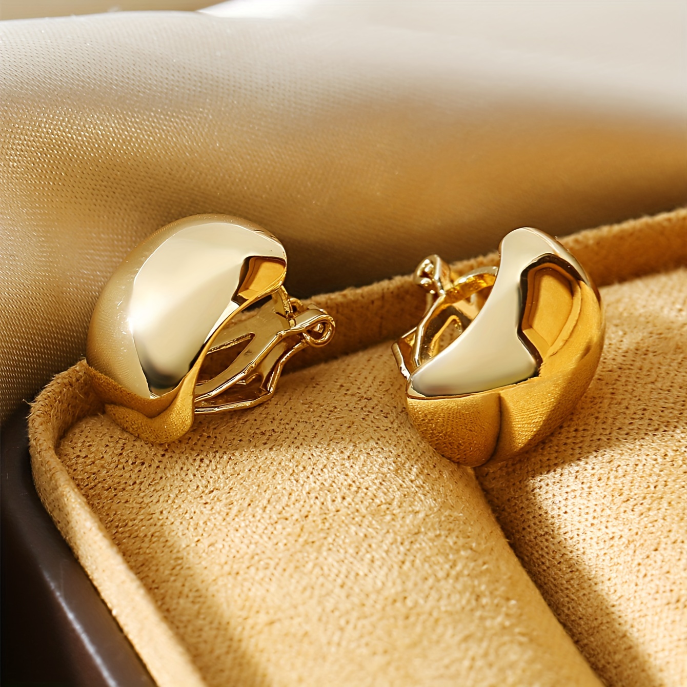 1 Pair Copper Semi Arc Ear Clips Unisex Earrings